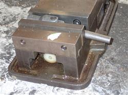 Image KURT Vise  - 4 from Bid-on-Equipment.com