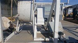 Image 2001 FORD F-550 XL Super Duty Auger Truck - 16 from Bid-on-Equipment.com