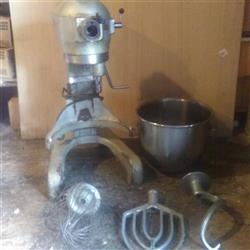 Image 20 Qt. HOBART a200 Mixer - 1 from Bid-on-Equipment.com