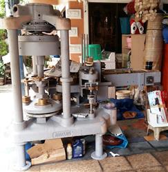 Image ANGELUS 40P MSLF Line Infeed Seamer - 1 from Bid-on-Equipment.com