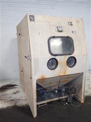 Image EMPIRE Blast Cabinet - 1 from Bid-on-Equipment.com