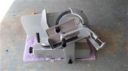 Image BIZERBA SE12  Deli Slicer - 4 from Bid-on-Equipment.com