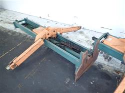 Image WEAVER-MONARCH M413-001 Hydraulic Vehicle Lift - 3 from Bid-on-Equipment.com