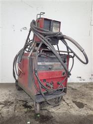 Image LINCOLN ELECTRIC CV-300 Portable Welder - 1 from Bid-on-Equipment.com