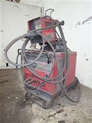 Image LINCOLN ELECTRIC CV-300 Portable Welder - 2 from Bid-on-Equipment.com