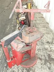 Image COATS 710 Tire Machine - 2 from Bid-on-Equipment.com