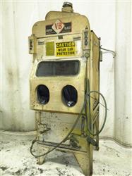 Image VAPOR BLAST 3030 Blast Cabinet - 1 from Bid-on-Equipment.com