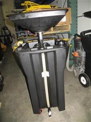 Image GRACO 238866 Oil King Fluid Receiver - 3 from Bid-on-Equipment.com