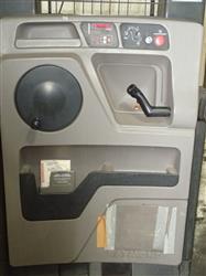 Image RAYMOND EASI-OPC30TT Electric Order Picker  - 6 from Bid-on-Equipment.com