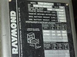 Image RAYMOND EASI-OPC30TT Electric Order Picker  - 8 from Bid-on-Equipment.com
