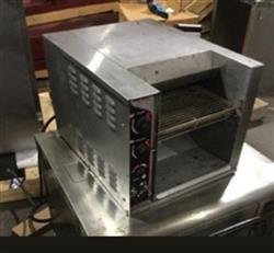 Image APW WYATT AT-10 Conveyor Toaster - 2 from Bid-on-Equipment.com