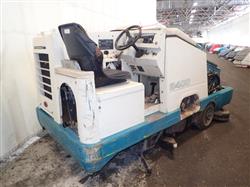 Image TENNANT 8400 Propane Floor Sweeper - 3 from Bid-on-Equipment.com