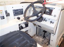 Image TENNANT 8400 Propane Floor Sweeper - 5 from Bid-on-Equipment.com