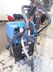 Image WINDSOR COMPACT 20 Electric Floor Scrubber - 3 from Bid-on-Equipment.com