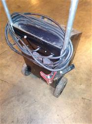 Image NAPA Battery Charger with Wheels 12V Automatic/Manual NIN 70300A 70/40/20 - 6 from Bid-on-Equipment.com