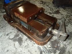Image KURT Vise - 3 from Bid-on-Equipment.com
