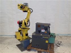 Image FANUC M-6i Robot - 1 from Bid-on-Equipment.com