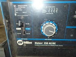 Image MILLER DIALARC 250 AC/DC Welder - 4 from Bid-on-Equipment.com