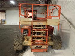Image JLG 33RTS Propane Gas Scissor Lift - 2 from Bid-on-Equipment.com