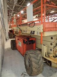 Image JLG 33RTS Propane Gas Scissor Lift - 4 from Bid-on-Equipment.com