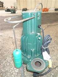Image ZOELLER CO D284-C Submersible Pump - 2 from Bid-on-Equipment.com