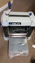 Image 13in DELTA Two-Speed Finishing Planer - Model 22-580 - 10 from Bid-on-Equipment.com