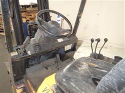 Image YALE GLP040AFNUAE084 Propane Forklift - 4 from Bid-on-Equipment.com