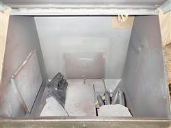 Image TRINCO Blast Cabinet - 4 from Bid-on-Equipment.com