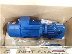 Image SEW EURODRIVE KA47/TDRN2..L4/BE5HR Gear Drive - 3 from Bid-on-Equipment.com
