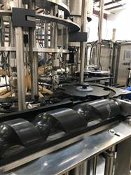 Image U.S BOTTLERS Monoblock Piston Filler-Rotary Capper - Model VIP 8-28 RC 4-14 - 5 from Bid-on-Equipment.com