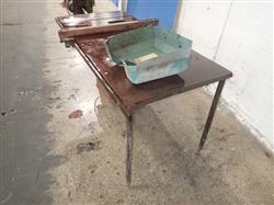 Image WALKER TURNER Table Saw - 2 from Bid-on-Equipment.com