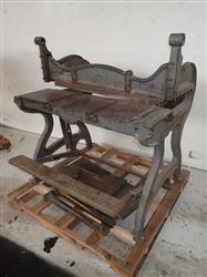 Image Foot Shear - 1 from Bid-on-Equipment.com