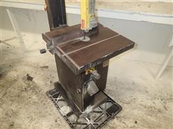 Image DAYTON 6Y942E Vertical Band Saw - 2 from Bid-on-Equipment.com