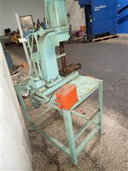 Image HANNIFIN M-2 Pneumatic Press - 3 from Bid-on-Equipment.com