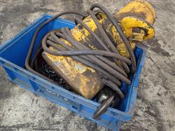 Image BUDGIT Chain Hoist - 4 from Bid-on-Equipment.com