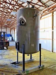 Image 650 Gallon Tank/Vessel - 304 Stainless Steel - 12 from Bid-on-Equipment.com
