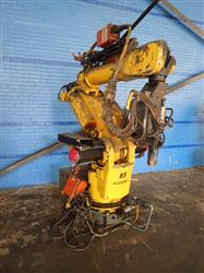 Image FANUC 5-420IF Robot - 1 from Bid-on-Equipment.com