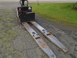 Image CROWN PE3540-80 Ride On Double Electric Pallet Jack - 8000 Pound - 3 from Bid-on-Equipment.com