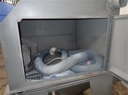 Image ECONOLINE Blast Cabinet - 5 from Bid-on-Equipment.com