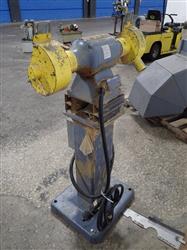 Image BALDOR Pedestal Grinder - 2 from Bid-on-Equipment.com