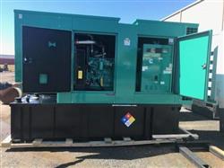 Image 200 kW CUMMINS Diesel Generator  - 2 from Bid-on-Equipment.com