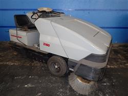 Image AMERICAN LINCOLN 2160 Floor Scrubber - 1 from Bid-on-Equipment.com