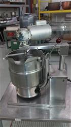 Image GROEN TBD/7-20 Fudge Jacketed Kettle Mixer - 1 from Bid-on-Equipment.com