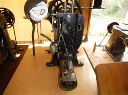 Image SINGER 45-K-25 Cylinder Arm Industrial Leather Saddle Making Sewing Machine - 3 from Bid-on-Equipment.com