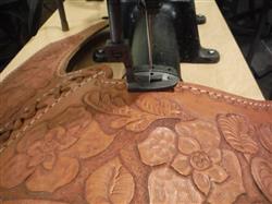 Image SINGER 45-K-25 Cylinder Arm Industrial Leather Saddle Making Sewing Machine - 5 from Bid-on-Equipment.com
