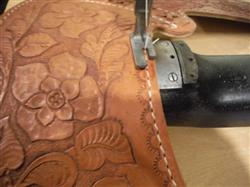 Image SINGER 45-K-25 Cylinder Arm Industrial Leather Saddle Making Sewing Machine - 10 from Bid-on-Equipment.com