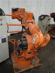 Image NACHI B008Q164 Robot - 3 from Bid-on-Equipment.com
