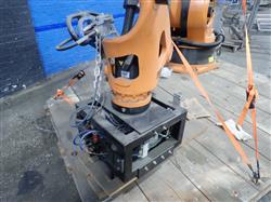 Image KUKA KR-100-2 PA Robot - 3 from Bid-on-Equipment.com