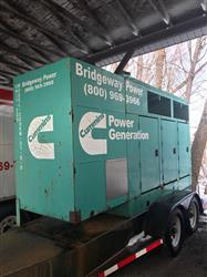 Image 200 kW CUMMINS ONAN Mobile Diesel Generator - 2 from Bid-on-Equipment.com