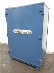 Image MOSLER Combination Safe - 1 from Bid-on-Equipment.com